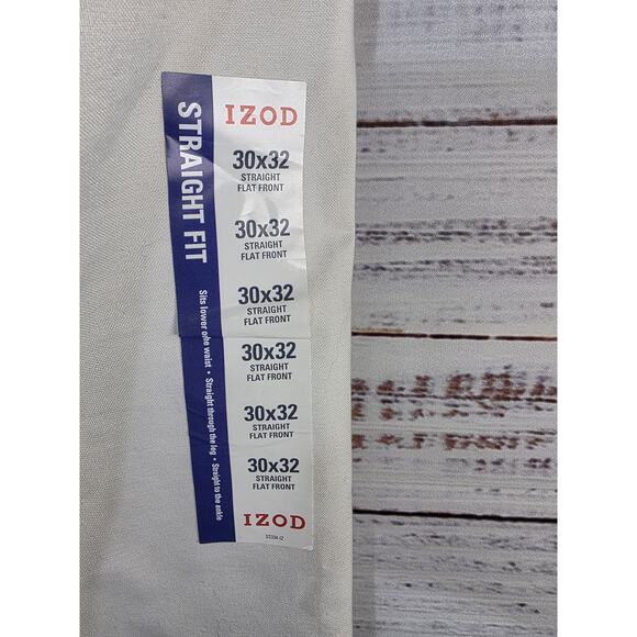 IZOD The Newport Wrinkle Free Oxford men's size  30x32 - Picture 5 of 7